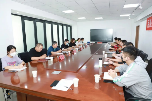 民盟beat365唯一官网支部召开换届会议