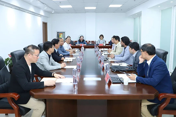 巴基斯坦俾路支省议长顾问、拉合尔大学教授纳西姆·汗·阿恰克扎到访beat365官网